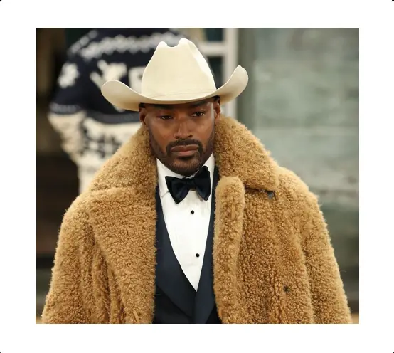 Tyson Beckford Made a Bold Return to the Runway!